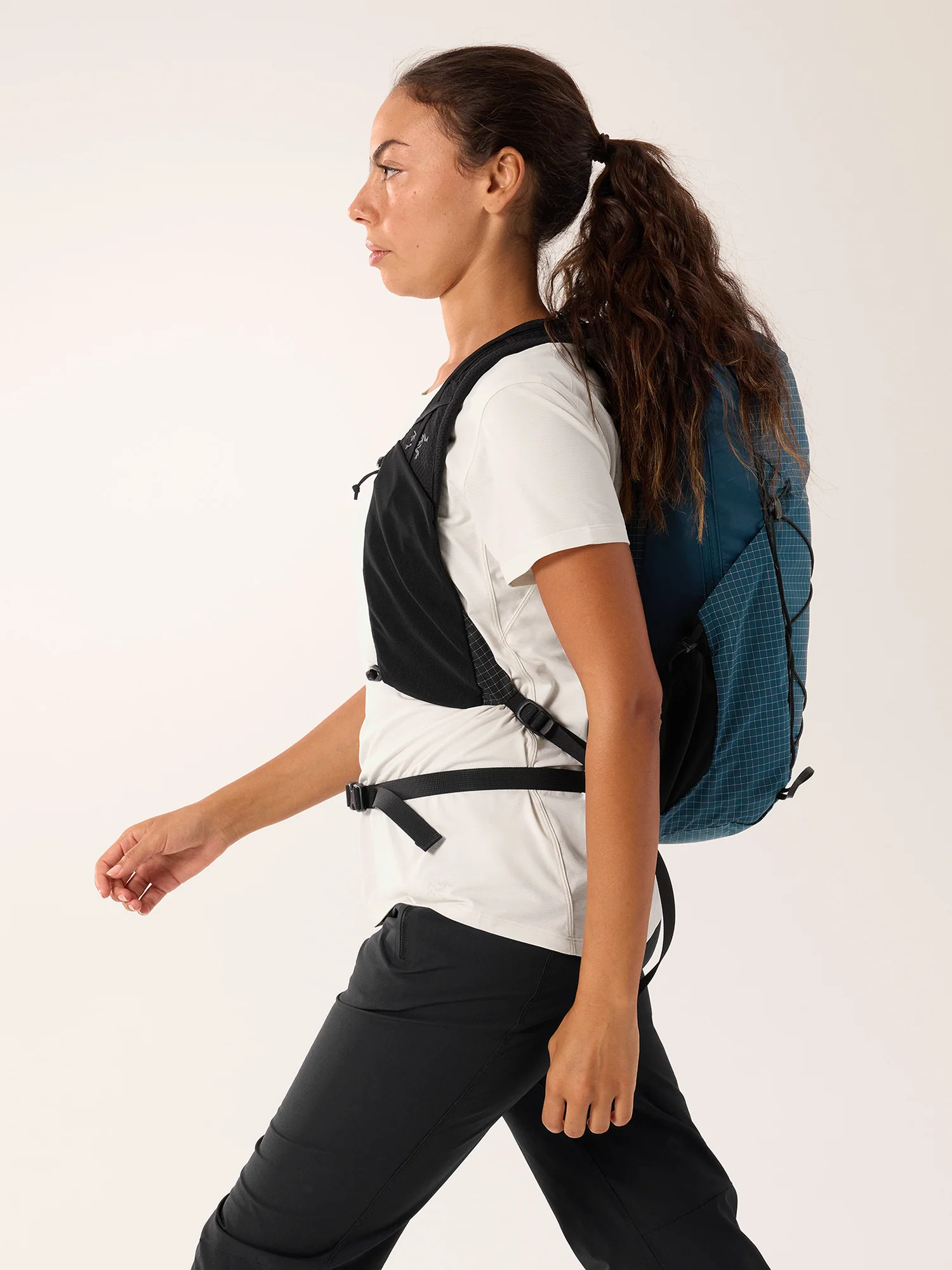Aerios 18 Backpack - Image 5