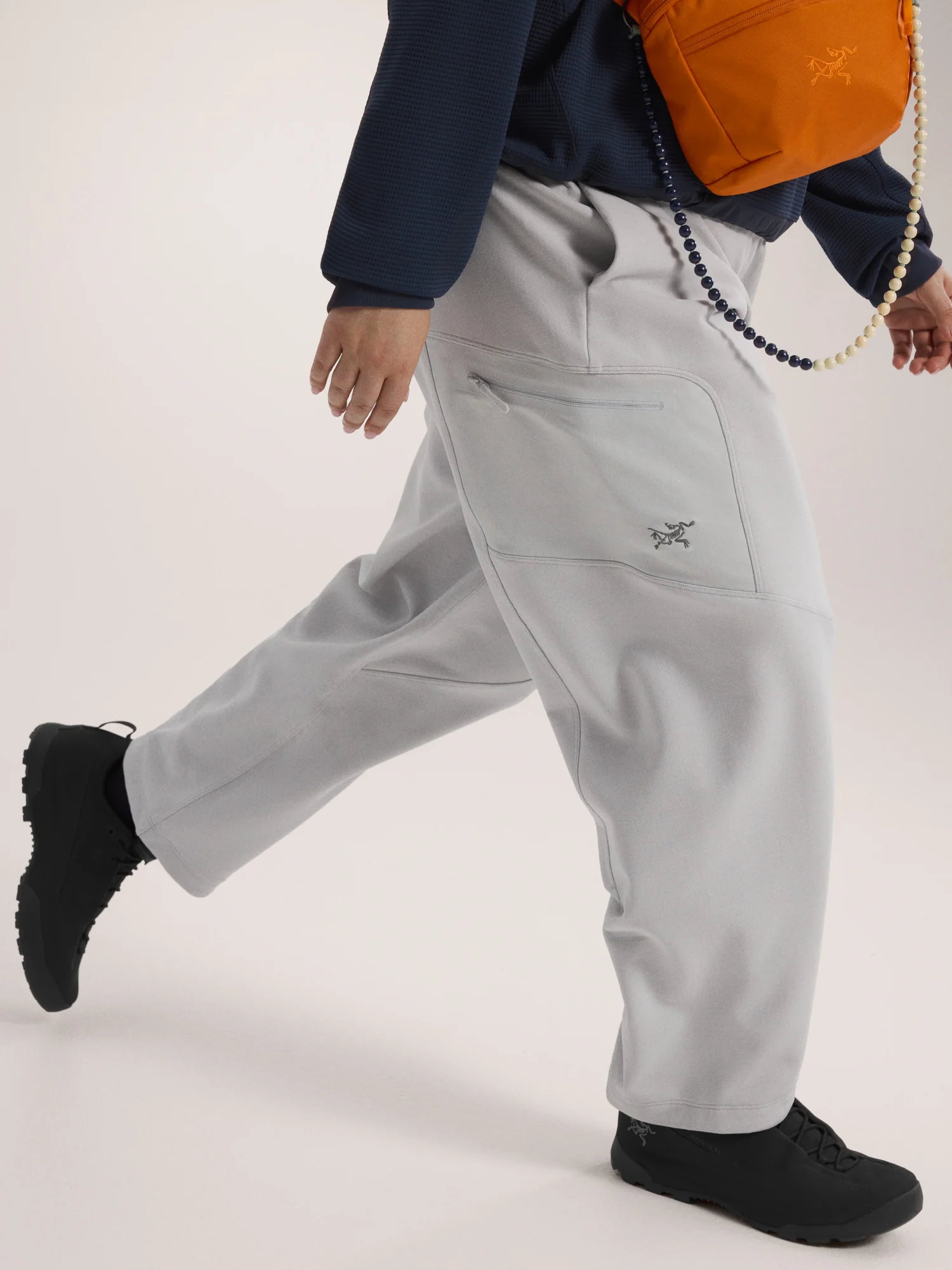 Aestas Jogger Women's - Image 2