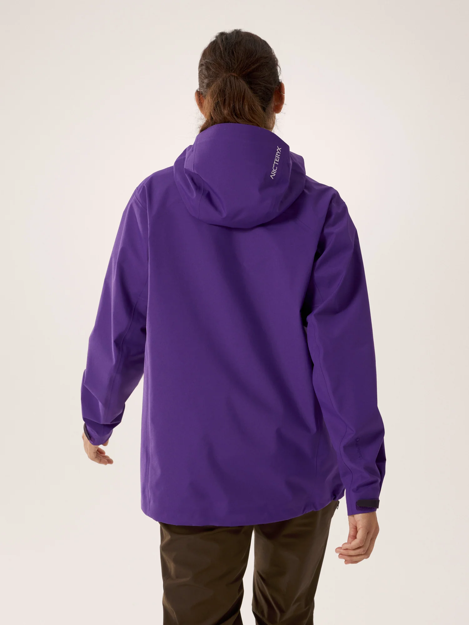 Beta Jacket Women's - Image 3