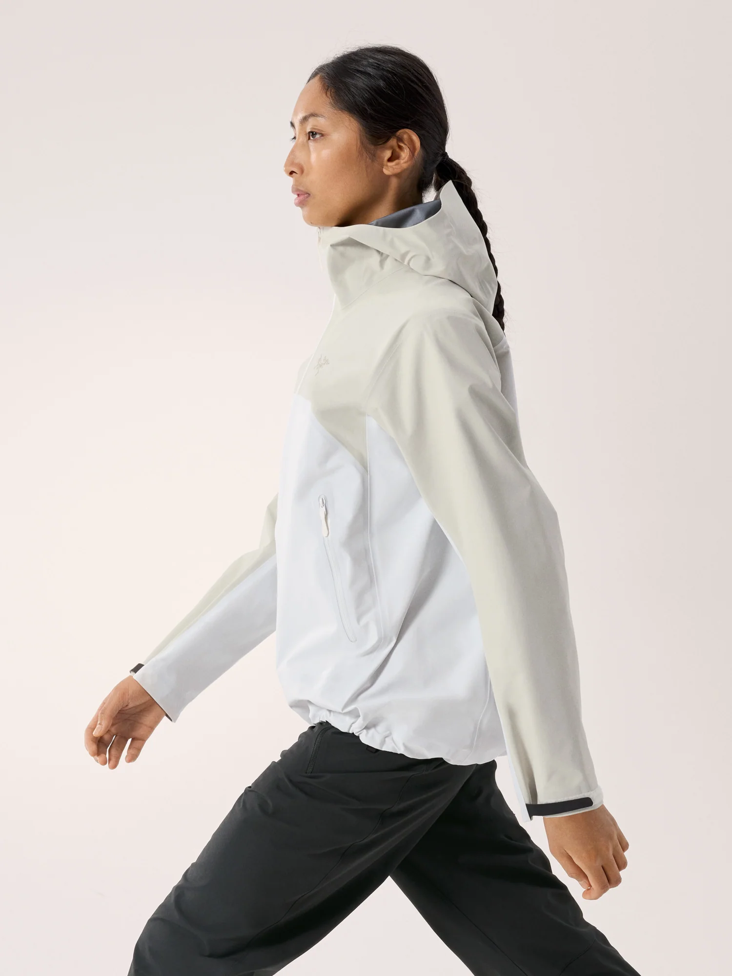 Beta Jacket Women's - Image 4
