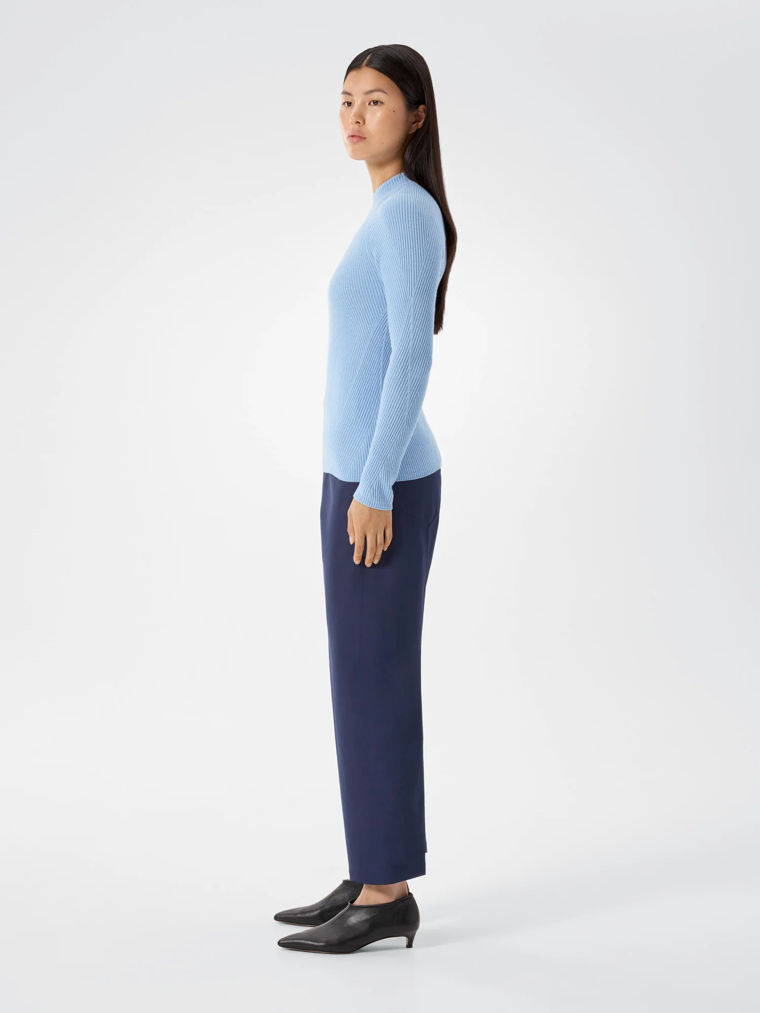 Conic Wool Midlayer Women's - Image 5
