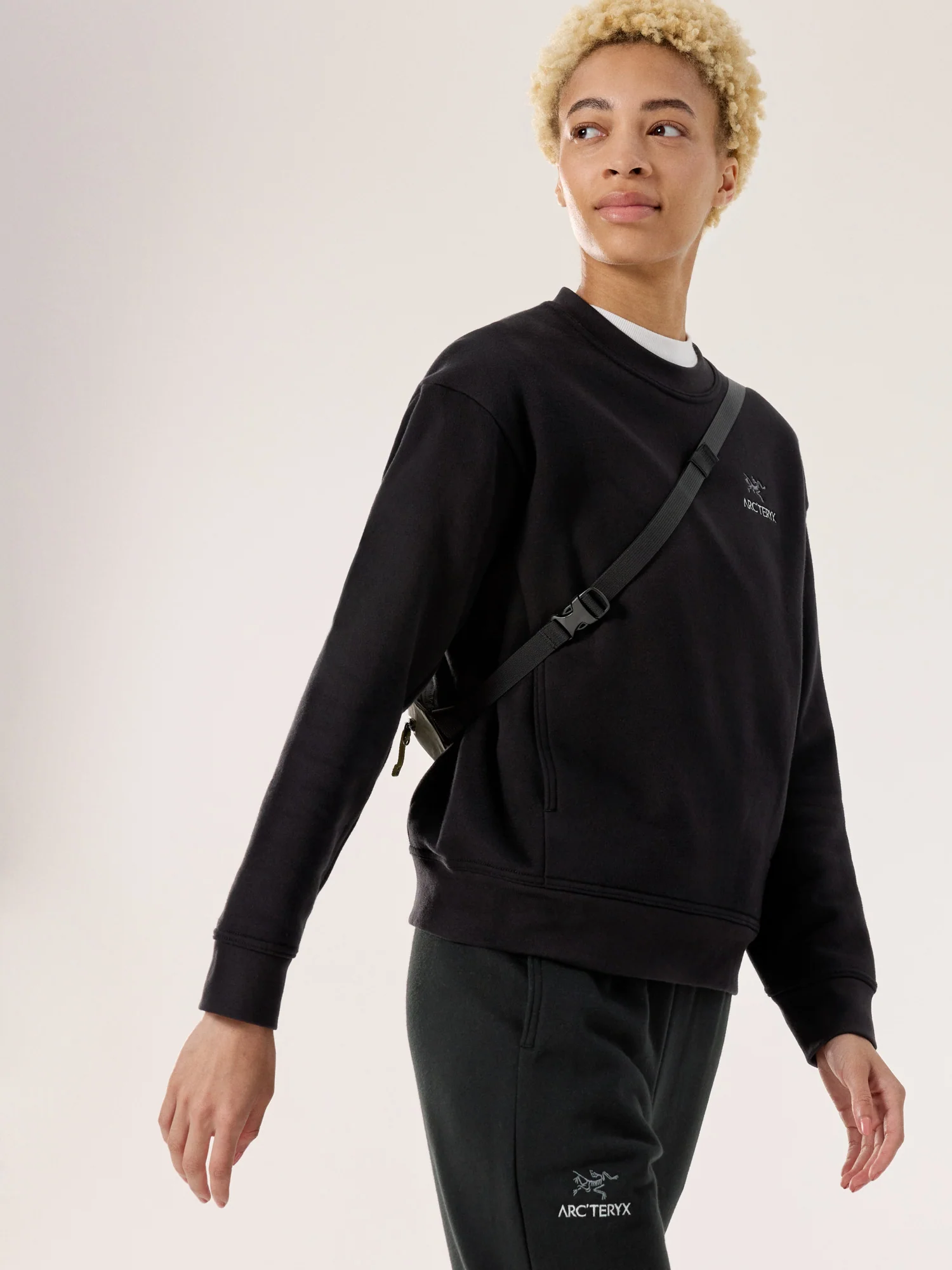 Emblem Fleece Crew Women's - Image 2