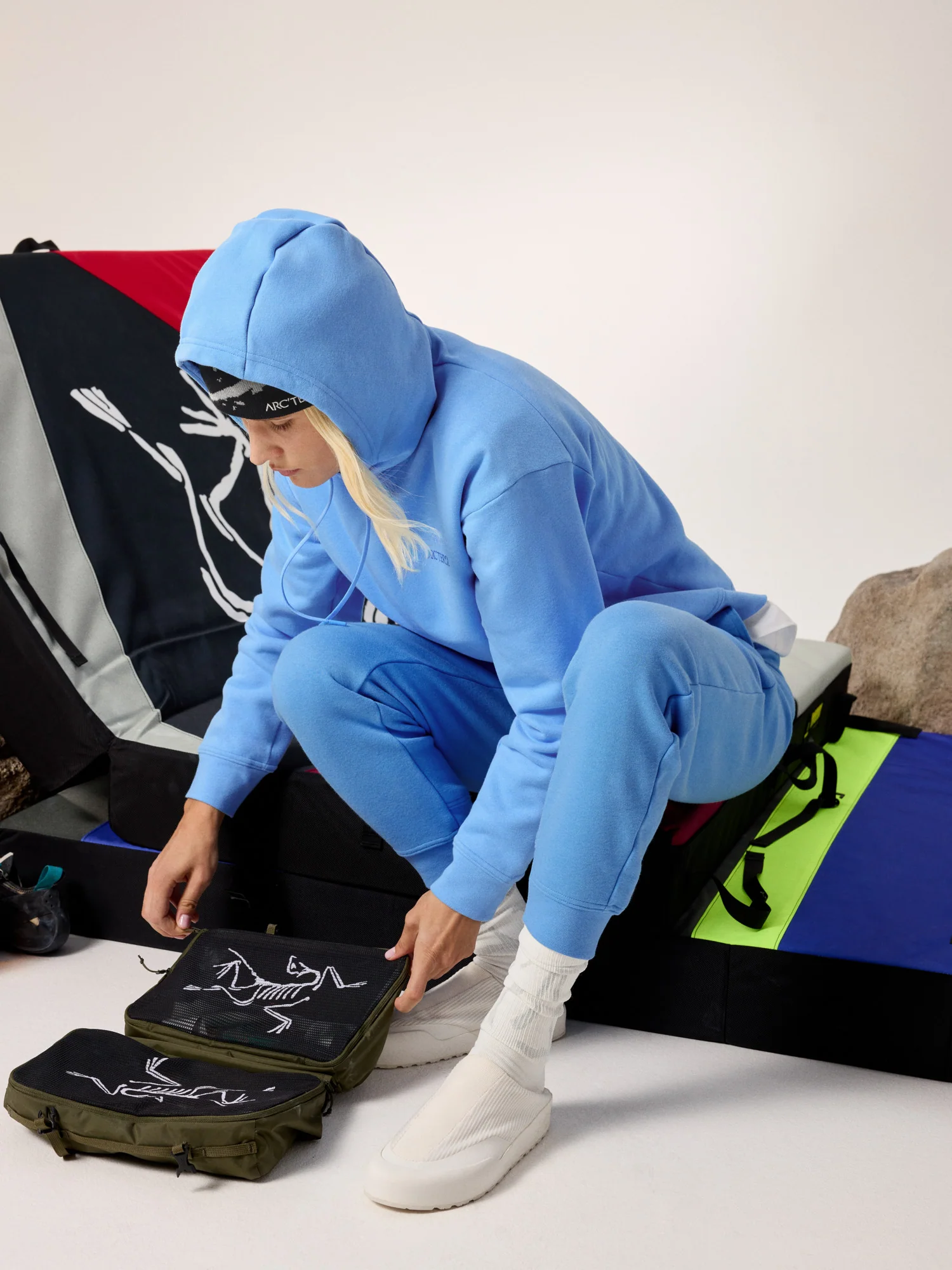 Emblem Fleece Hoody Women's - Image 2