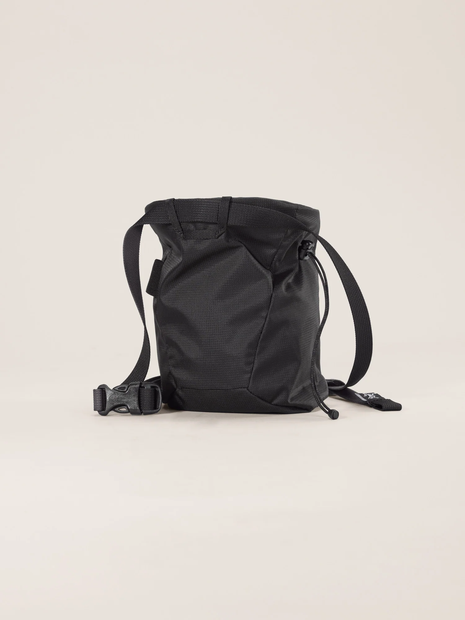 Ion Lightweight Chalk Bag - Image 5