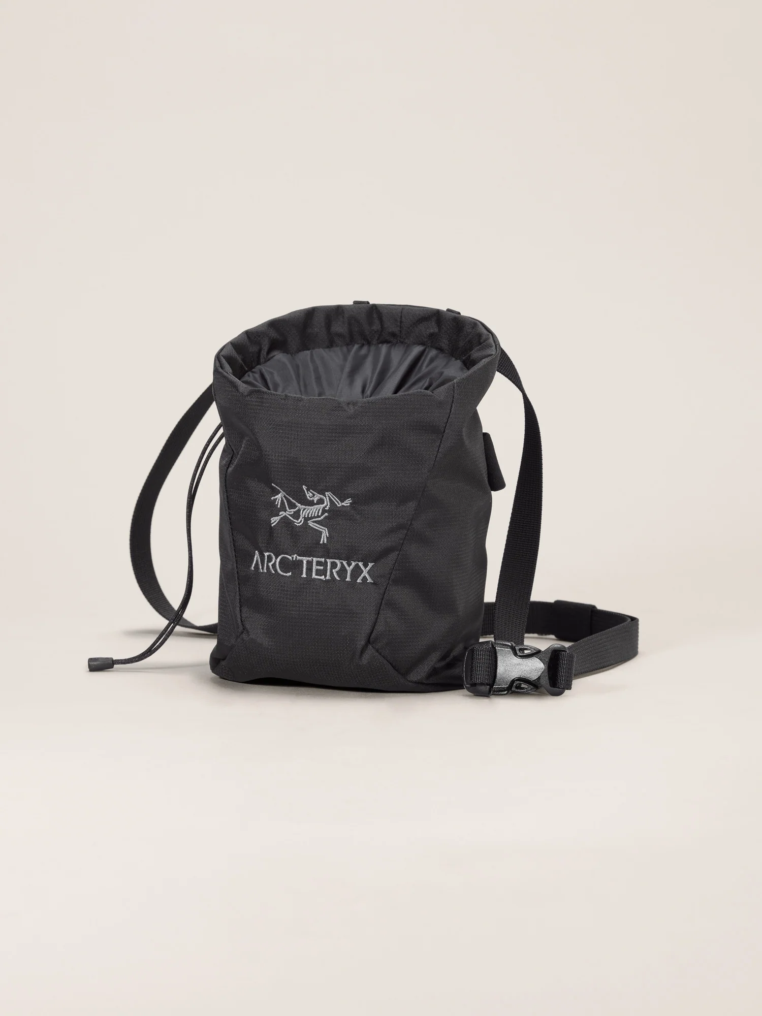 Ion Lightweight Chalk Bag - Image 6