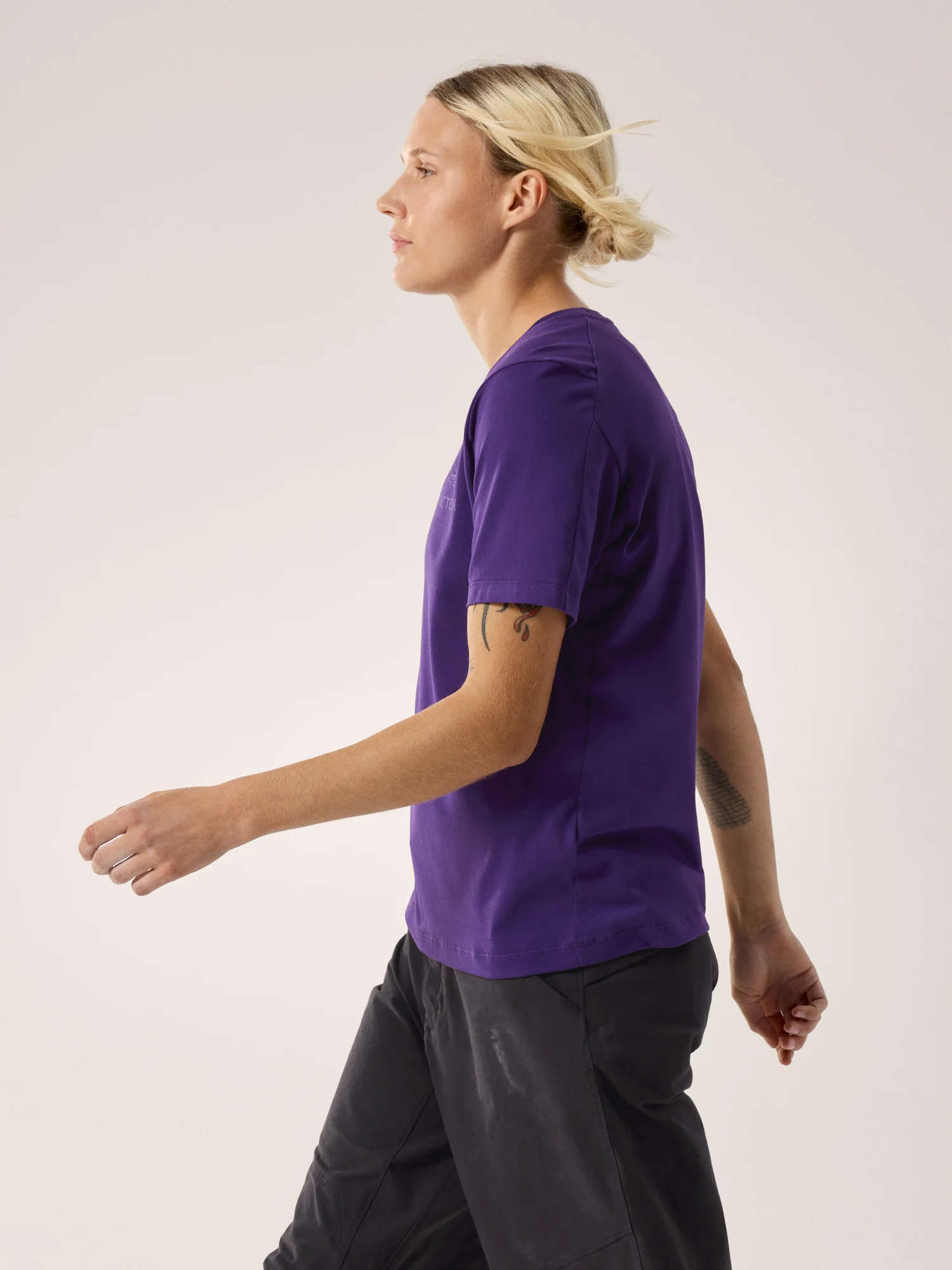 Kragg SL Cotton Emblem Crew Shirt SS Women's - Image 4