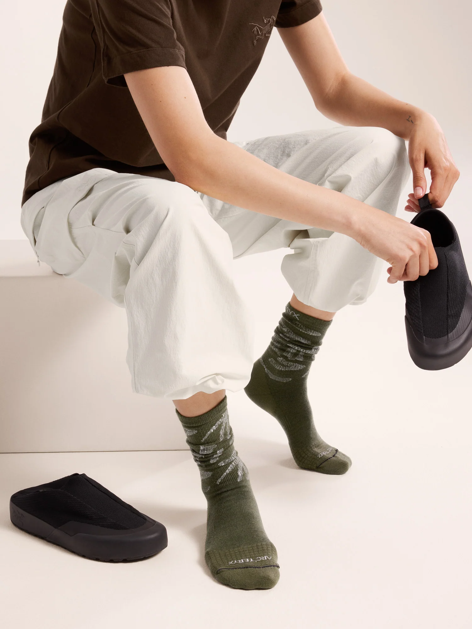 Merino Wool Grotto Mid Sock - Image 6
