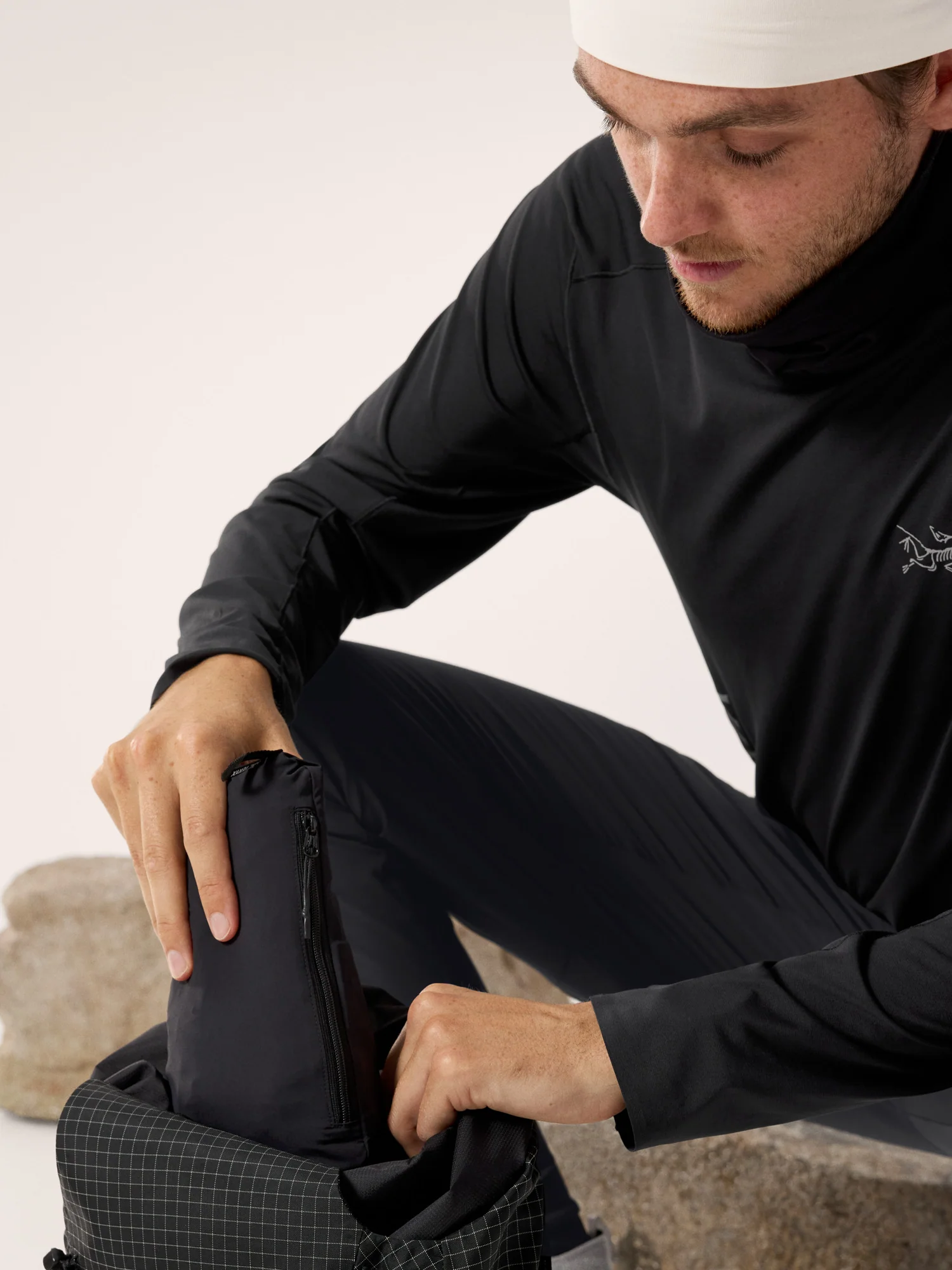 Norvan Insulated Hoody Men's - Image 6
