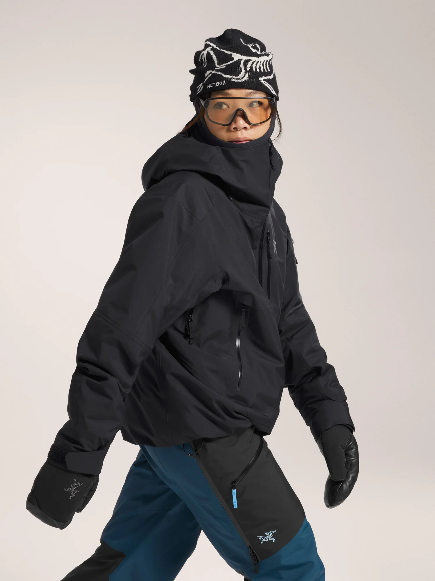 Sentinel Insulated Anorak Women's - Image 4