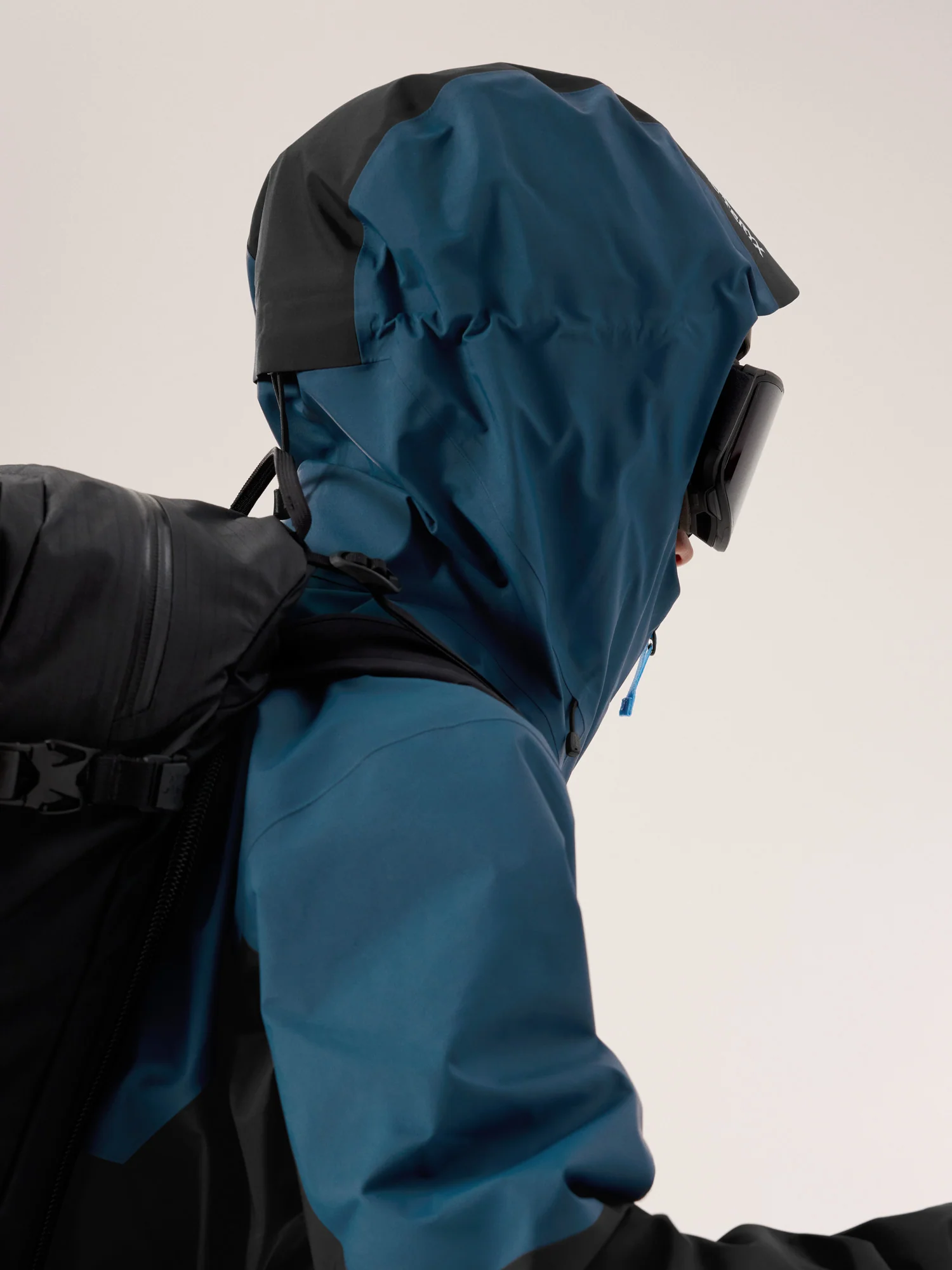 Sentinel Jacket Women's - Image 6