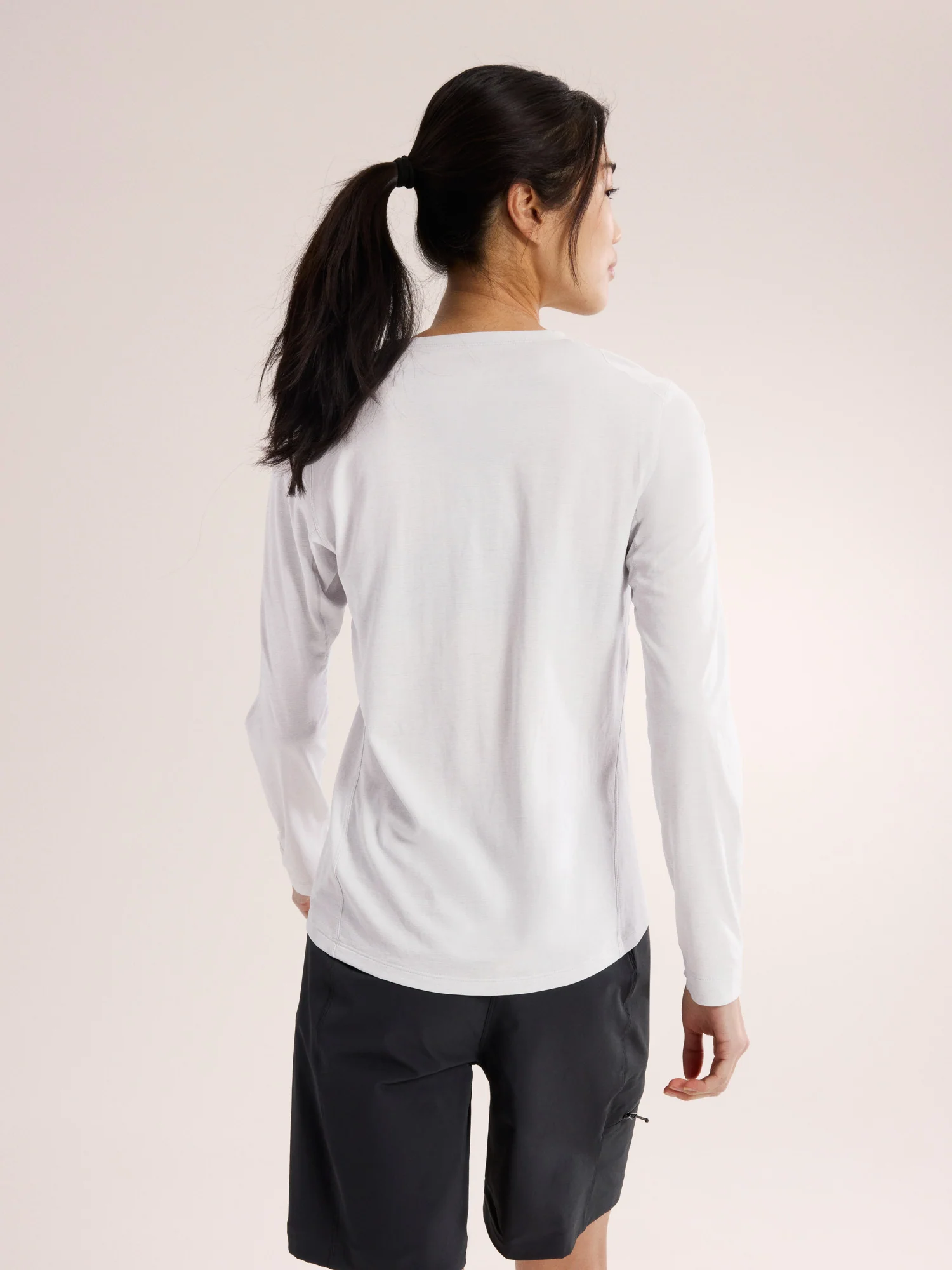 Taema Crew Neck Shirt LS Women's - Image 4
